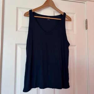 Cozy Earth Women's Rib-knit Navy V-Neck Tank Top